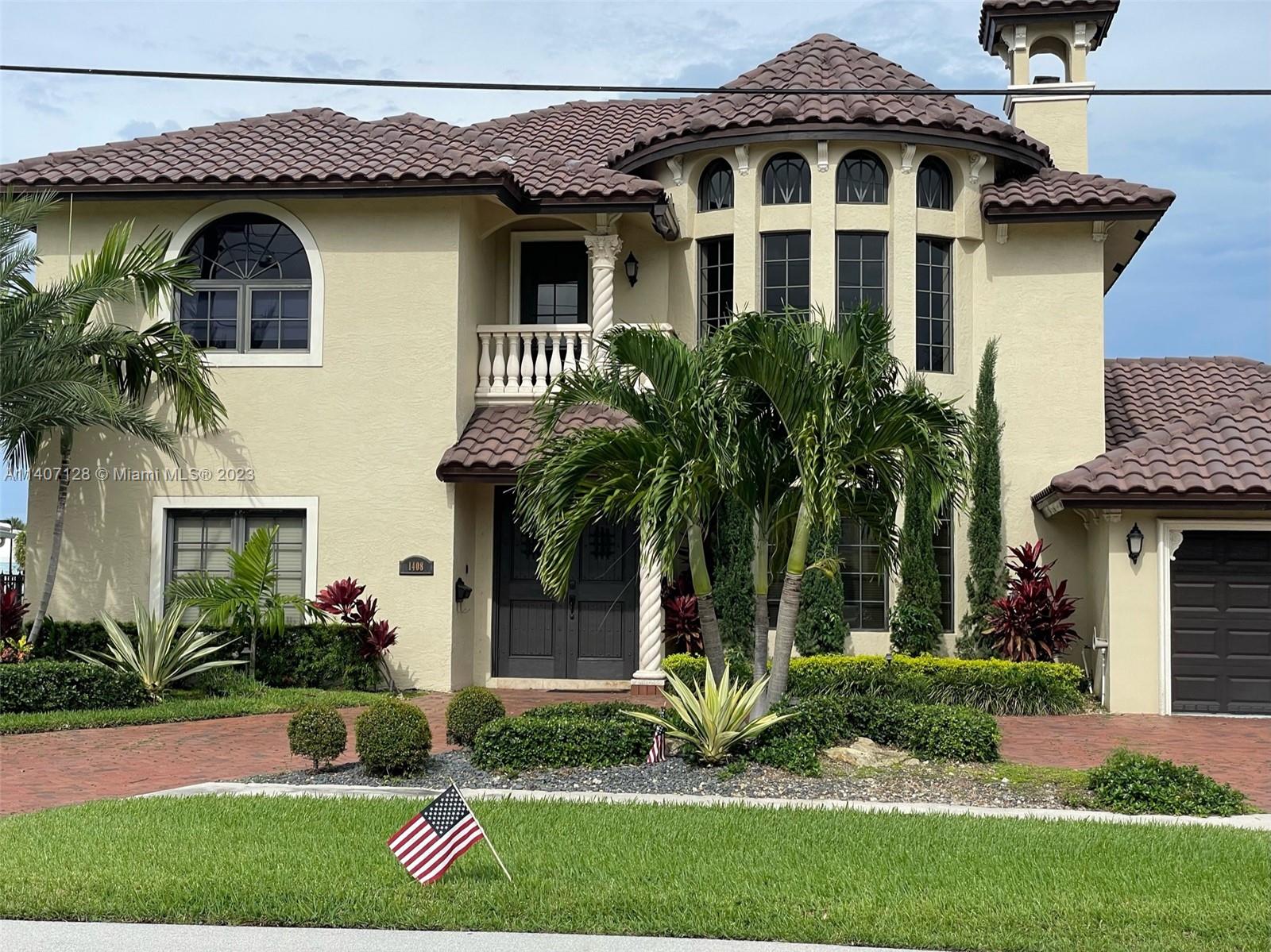 SUNSET EAST - Residential