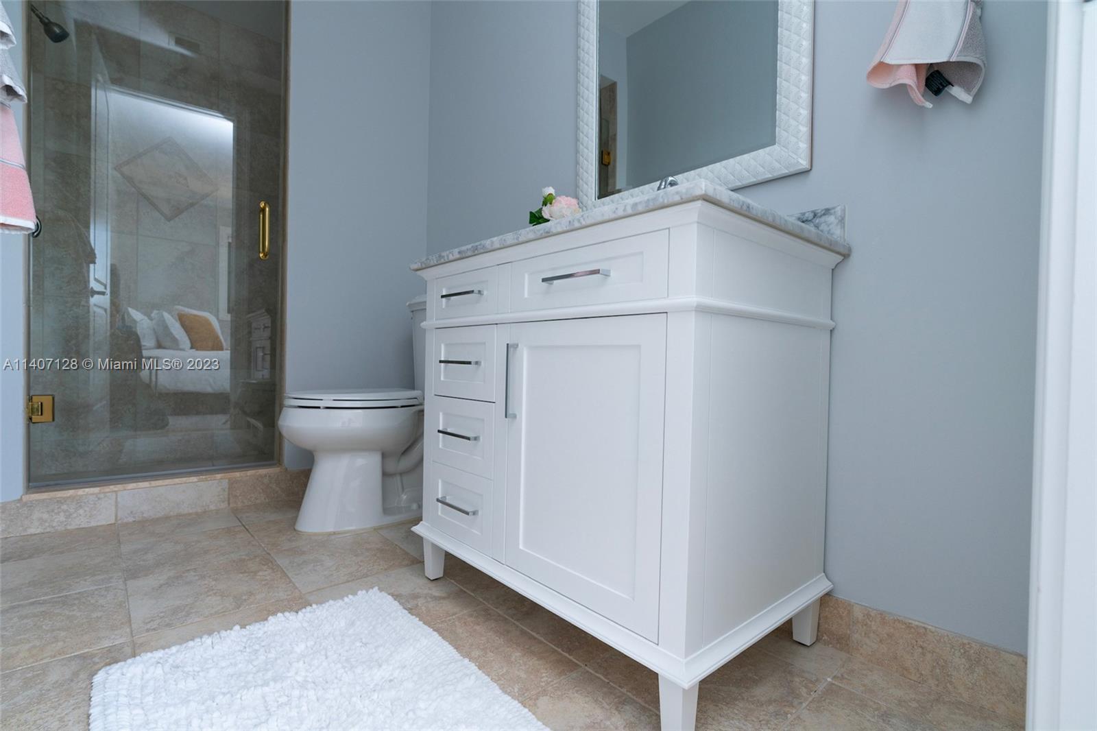 SUNSET EAST - Residential