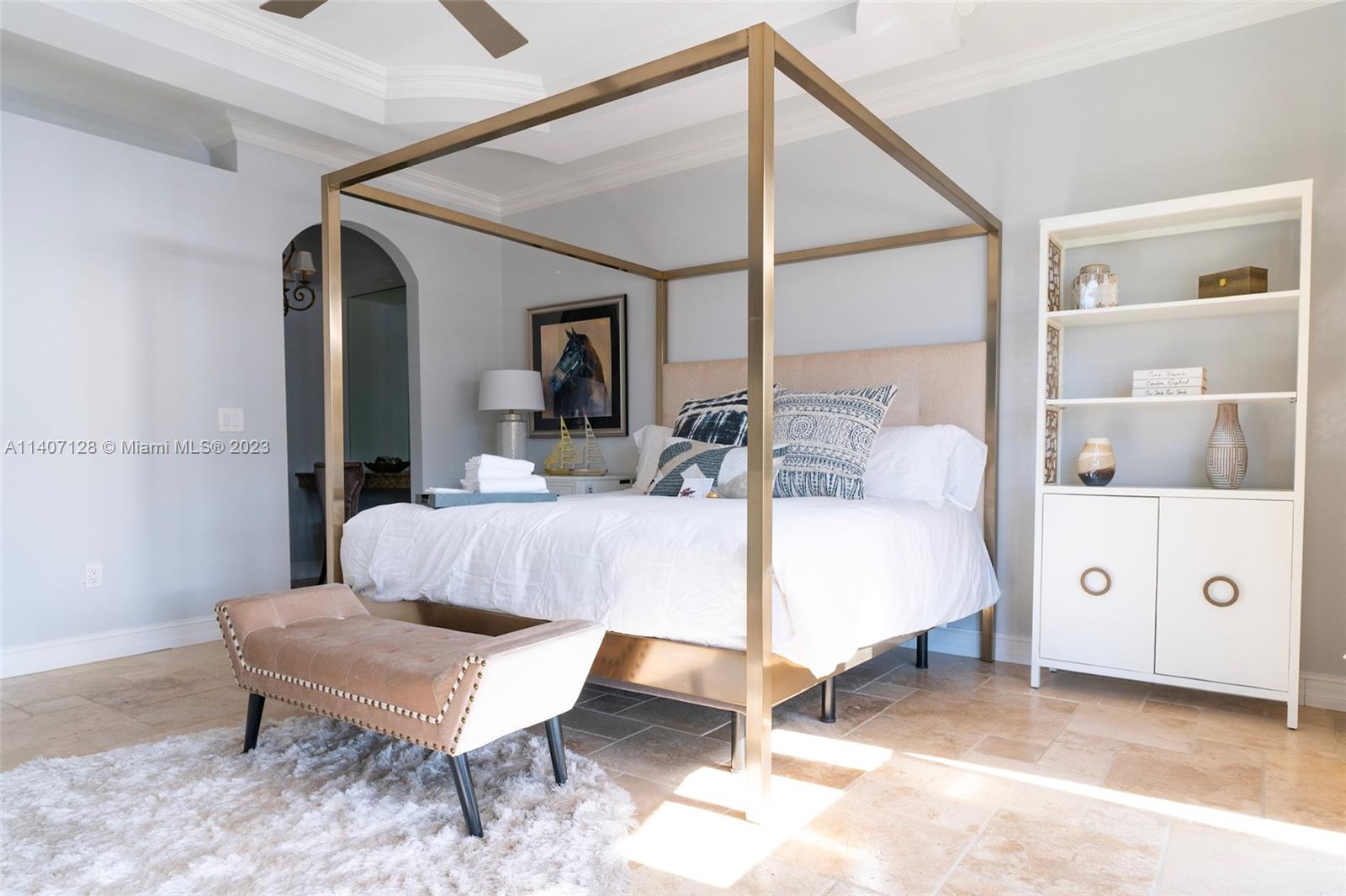 SUNSET EAST - Residential