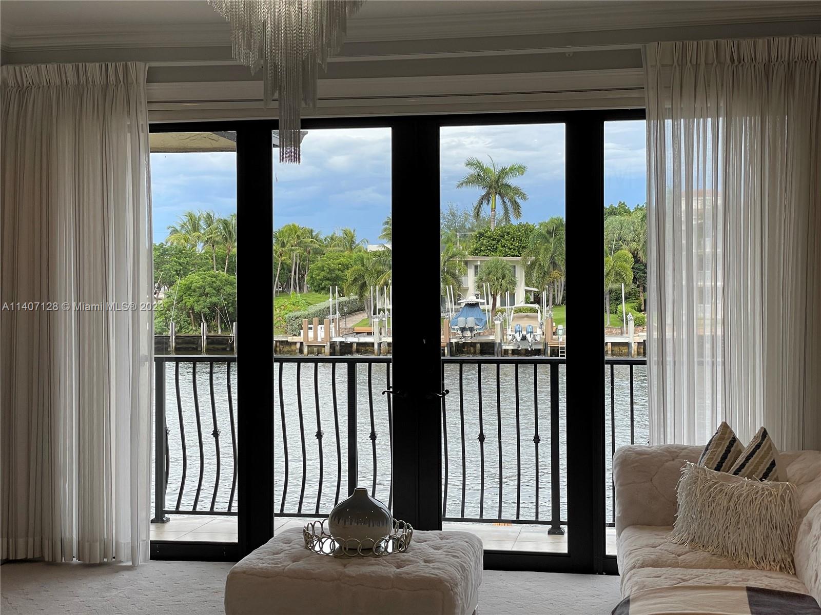 SUNSET EAST - Residential