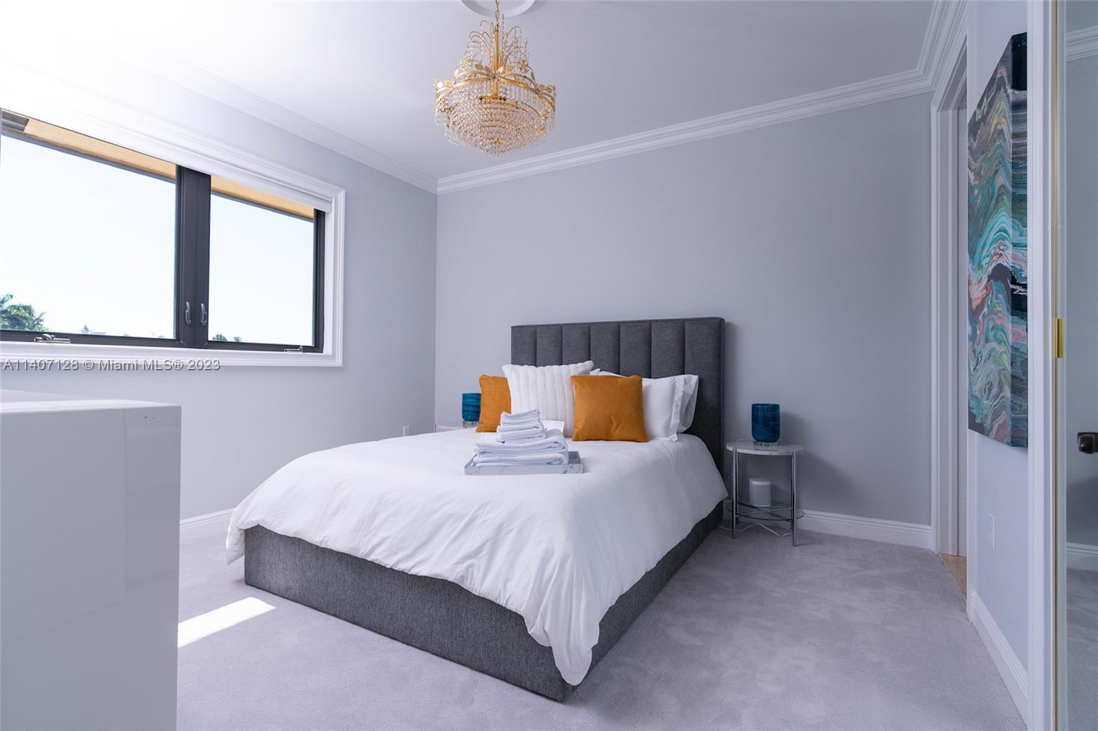 SUNSET EAST - Residential