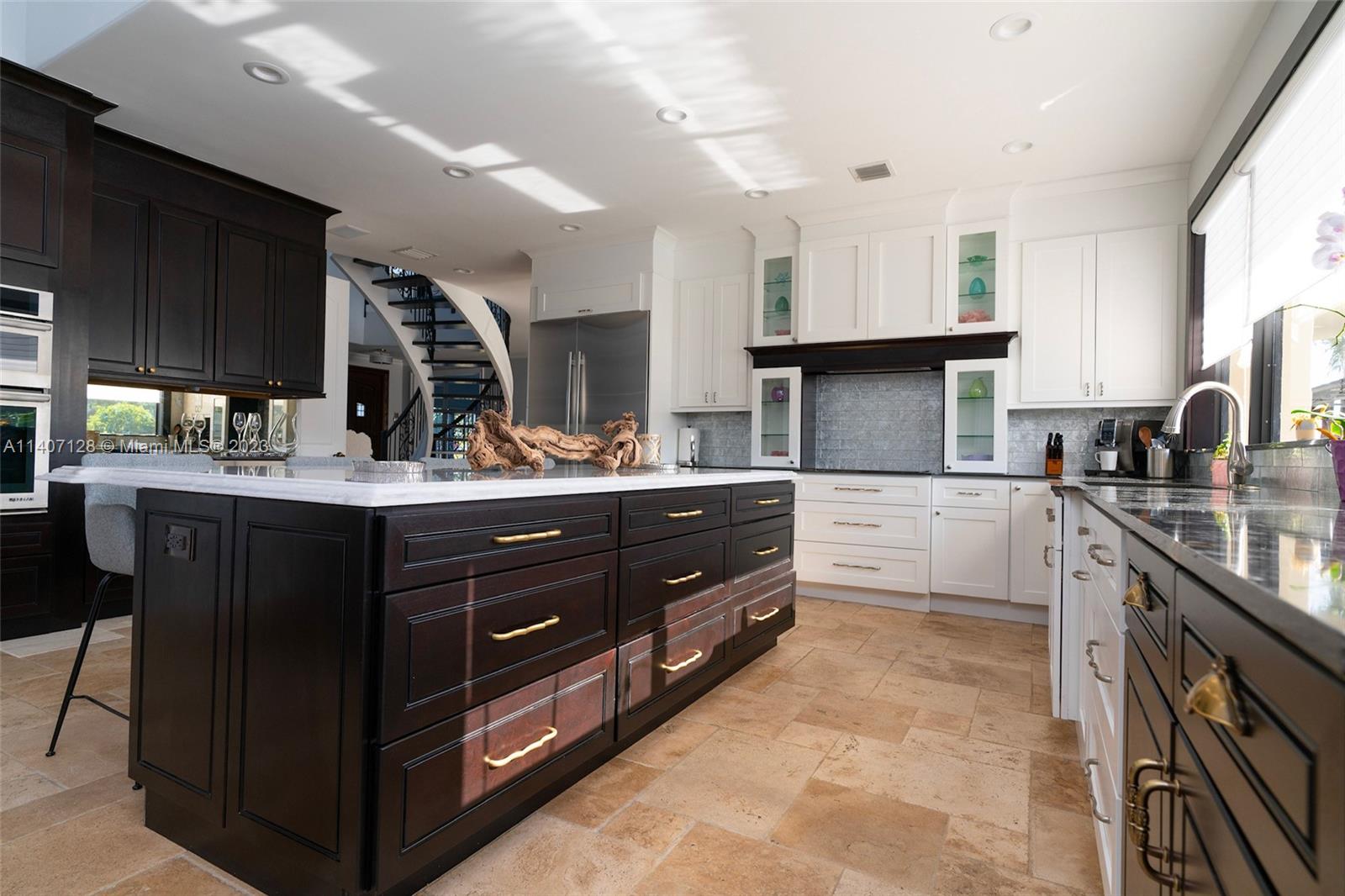 SUNSET EAST - Residential