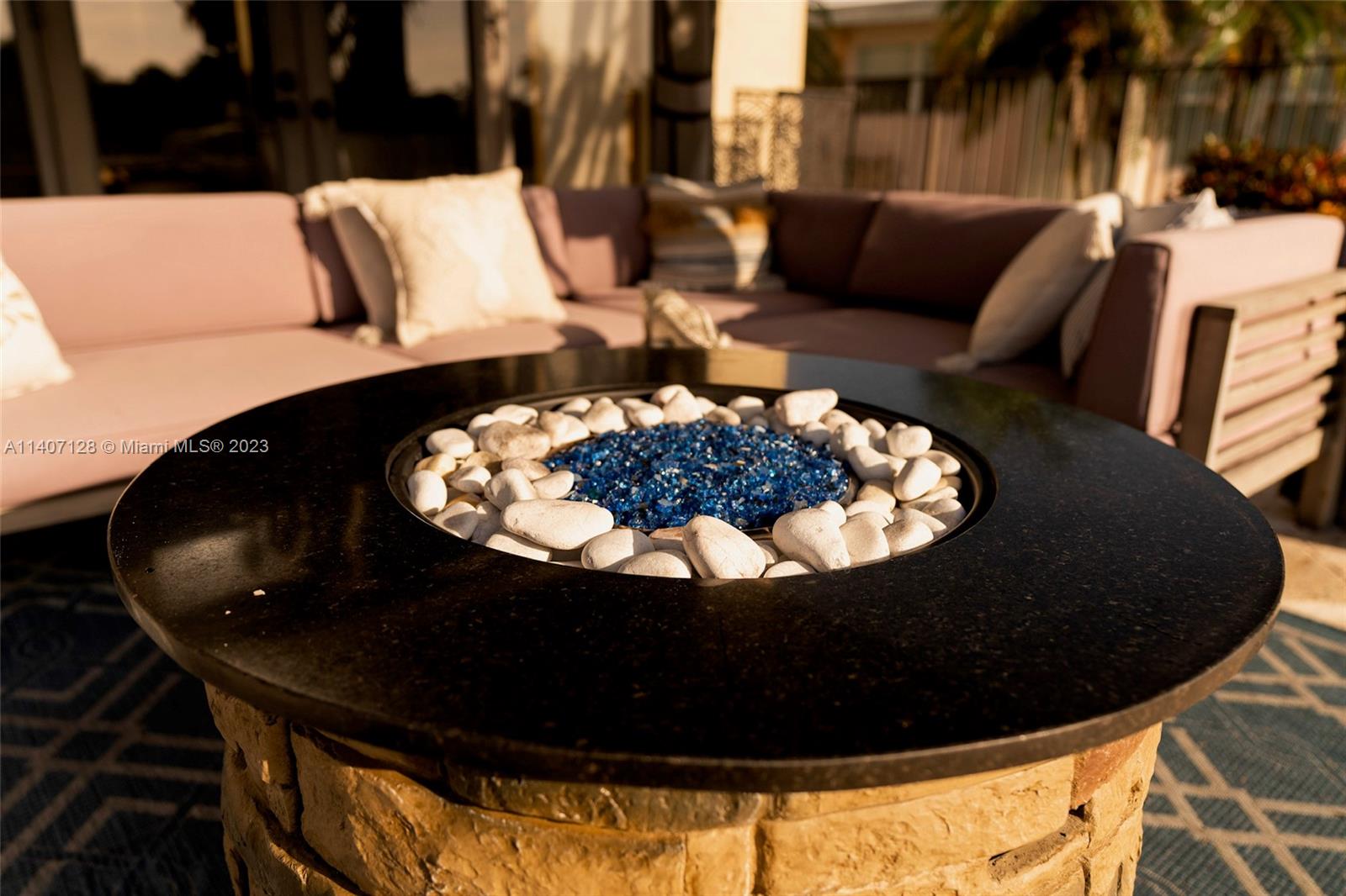 SUNSET EAST - Residential