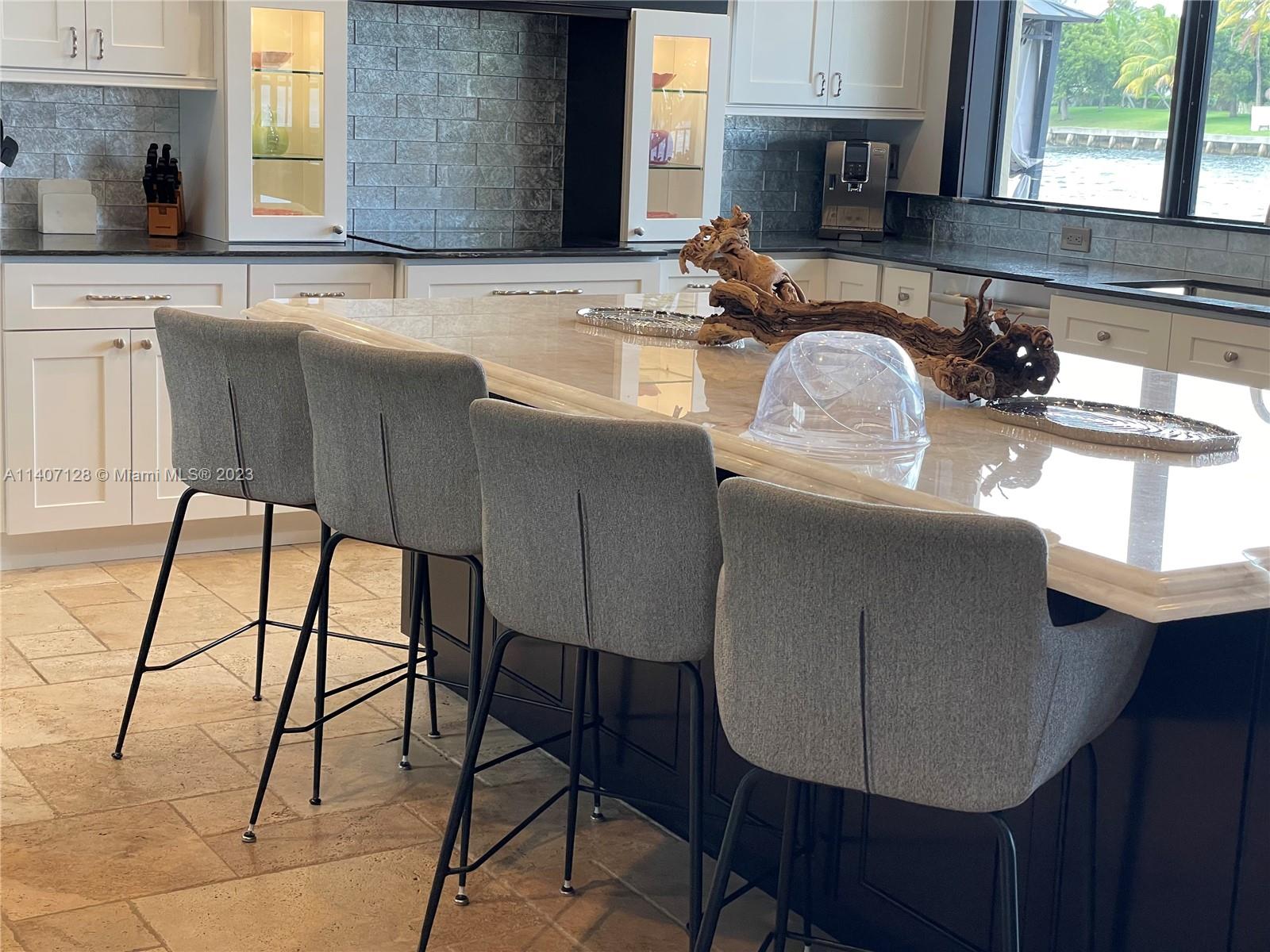 SUNSET EAST - Residential