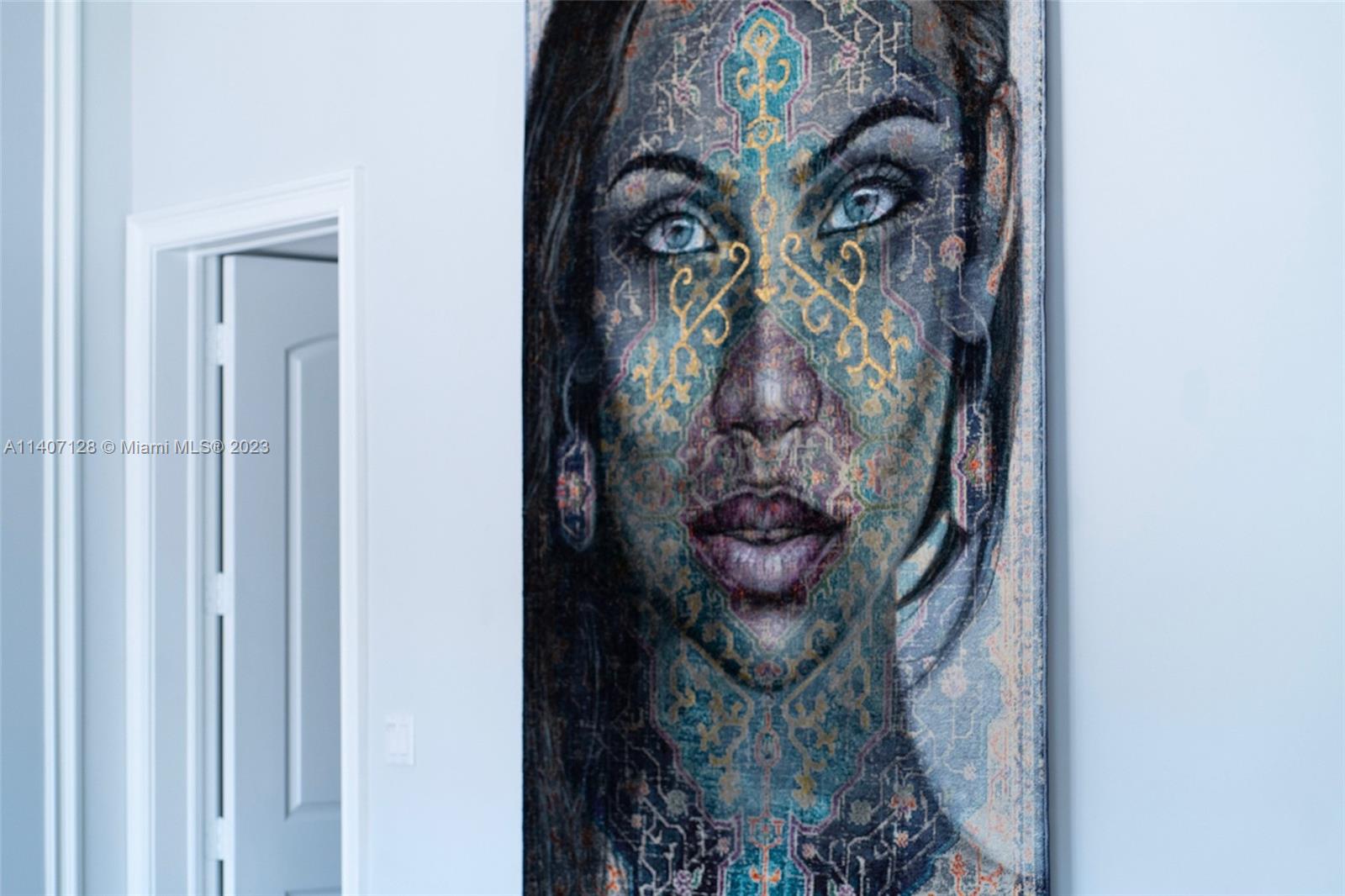 SUNSET EAST - Residential