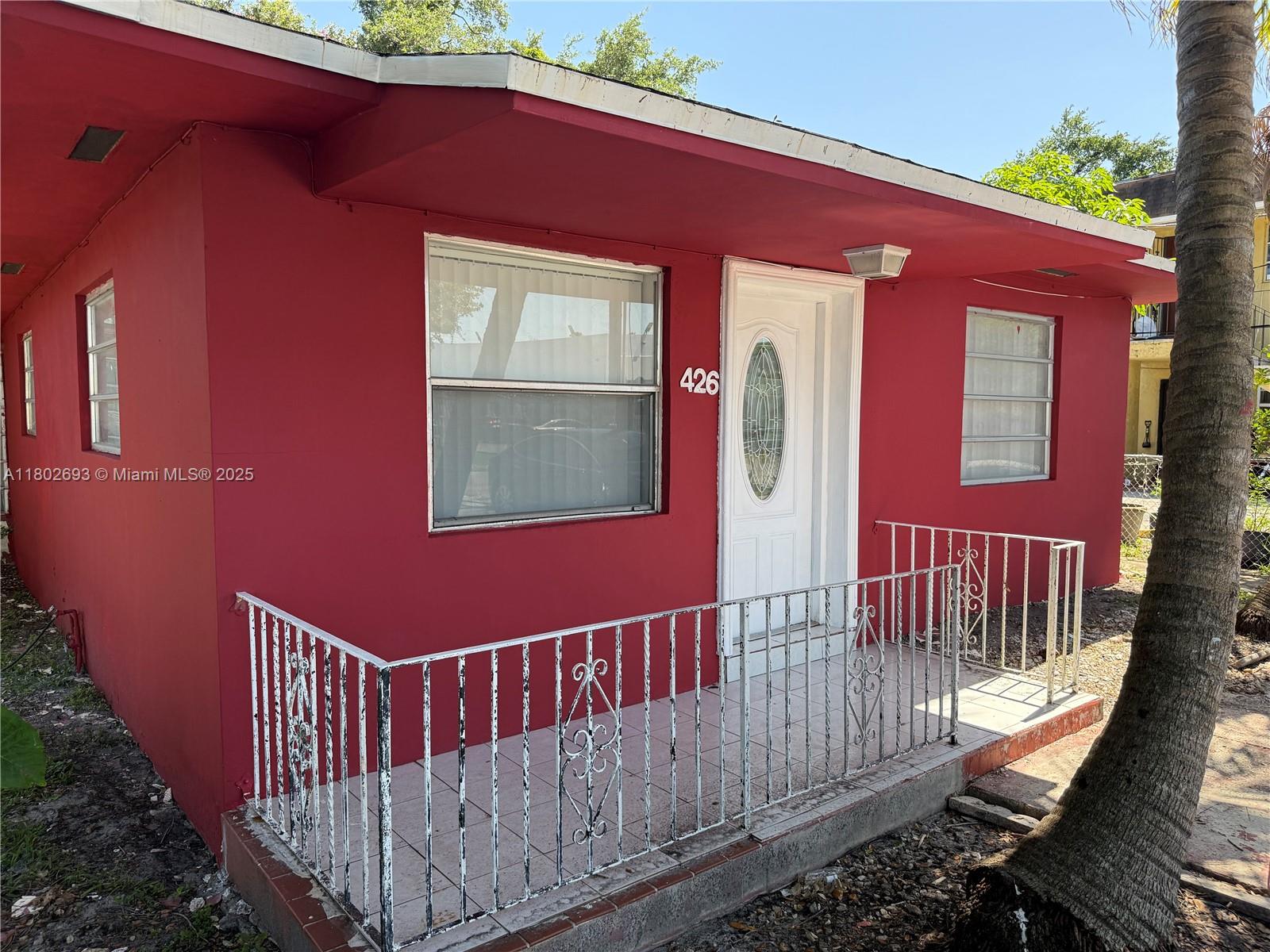 Rental Property at 426 Ne 166th St B, Miami, Broward County, Florida - Bedrooms: 2 
Bathrooms: 1  - $1,800 MO.