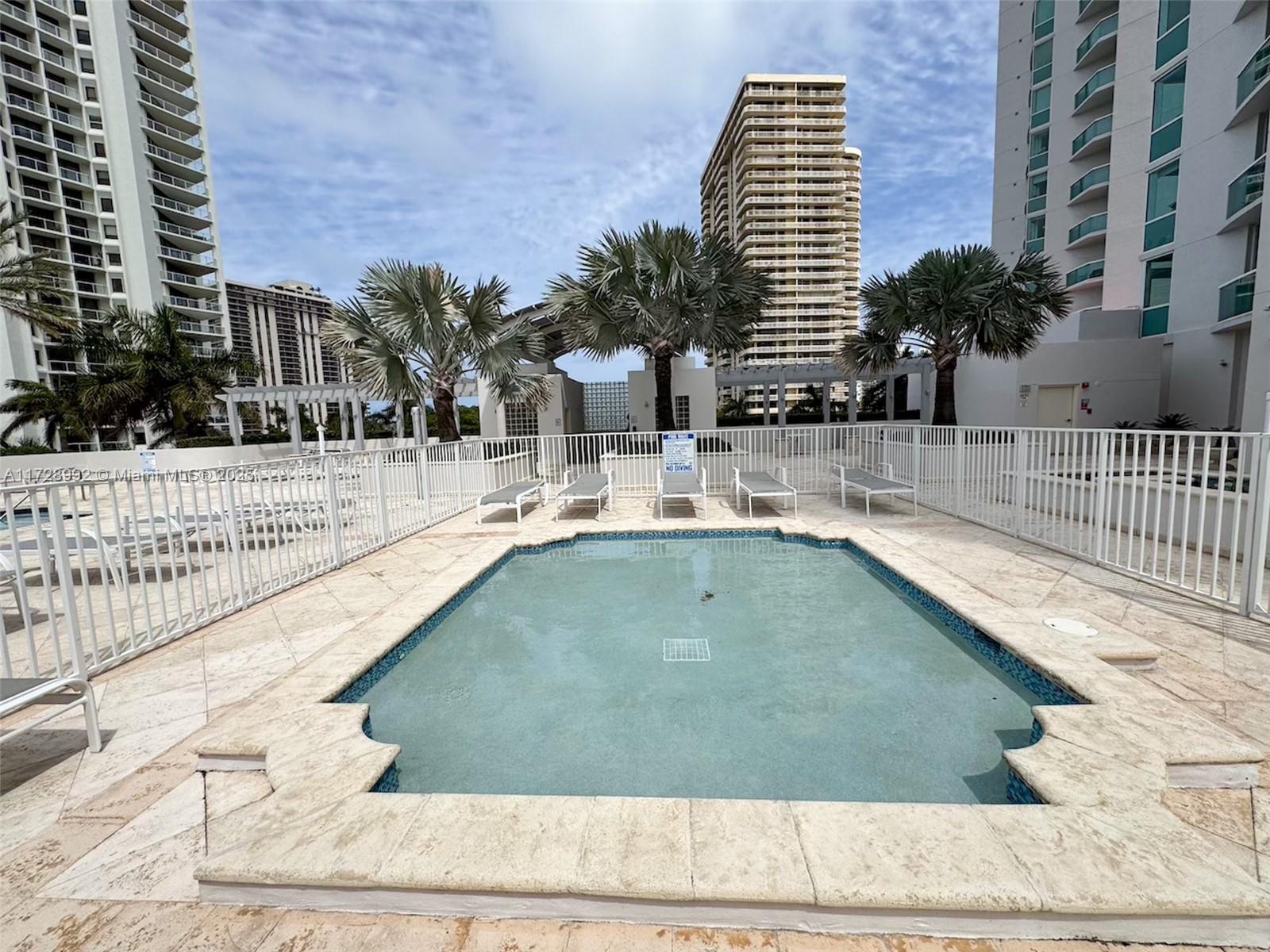 THE PARC AT TURNBERRY ISL - Residential