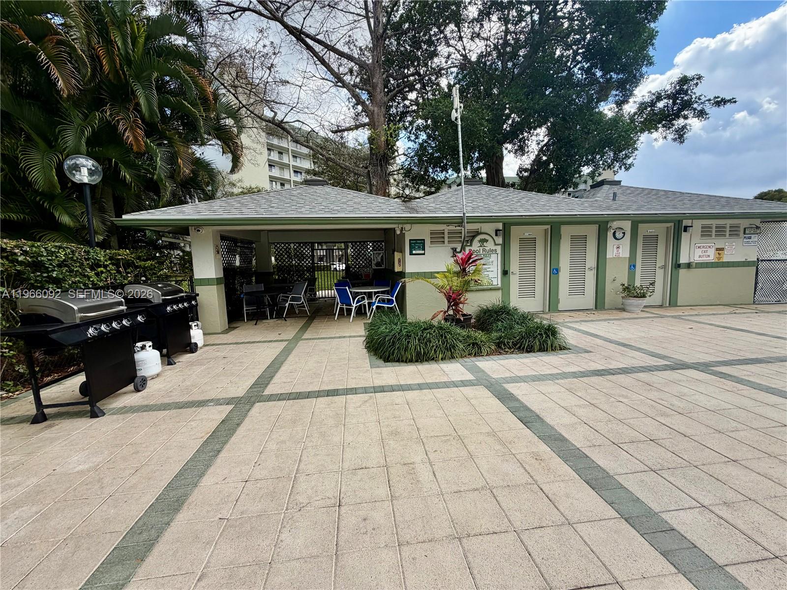 CYPRESS BEND CONDOMINIUM - Residential