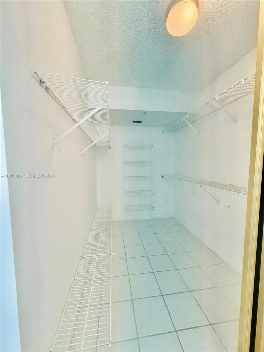 CYPRESS BEND CONDOMINIUM - Residential