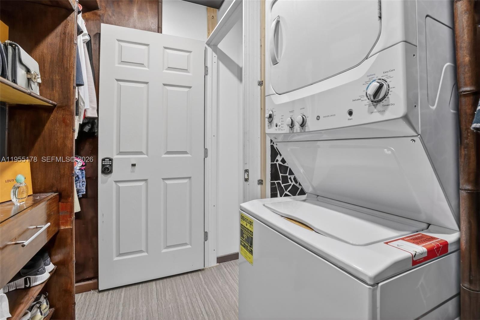 HOME TOWER CONDO - Residential