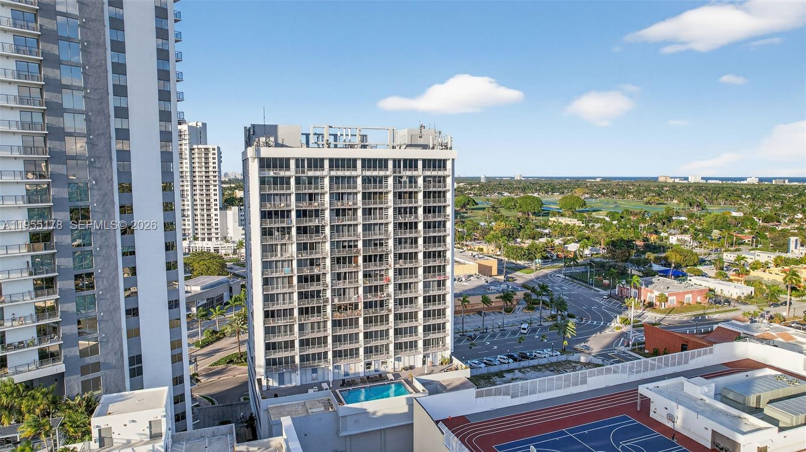 HOME TOWER CONDO - Residential