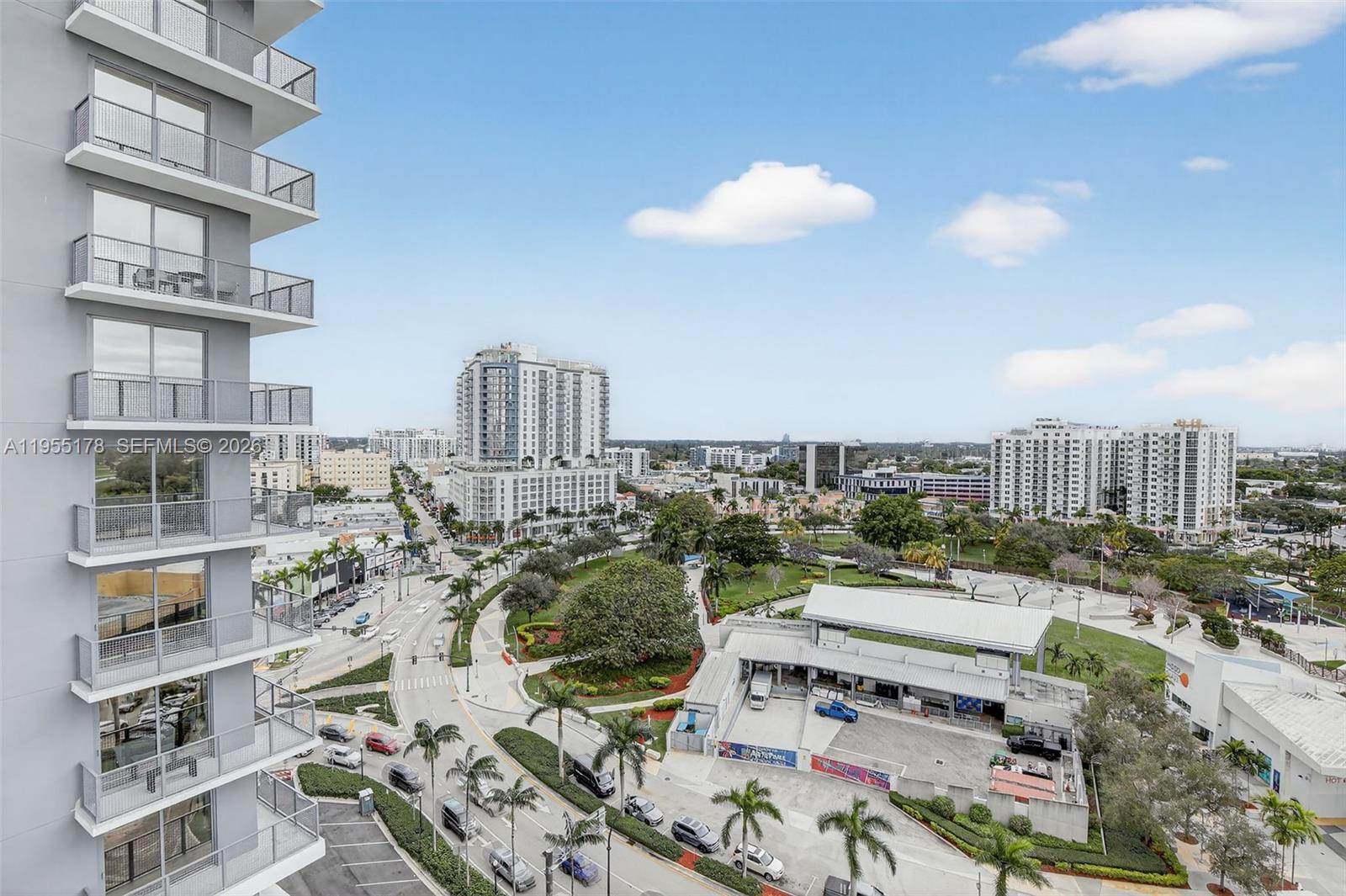 HOME TOWER CONDO - Residential