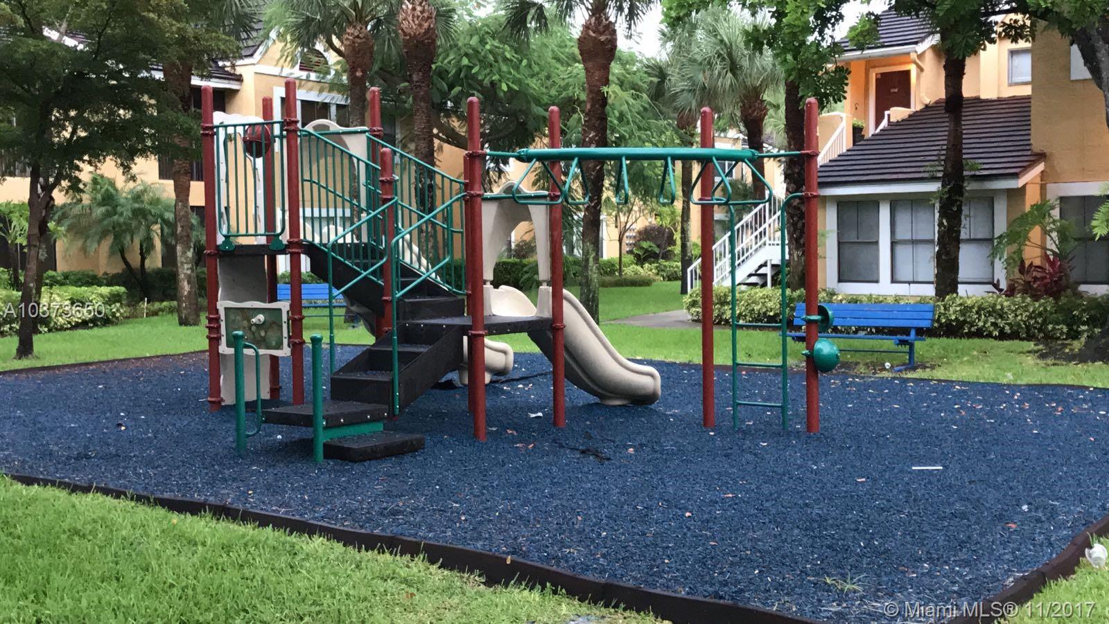 BISCAYNE BEACH CLUB CONDO - Residential Lease