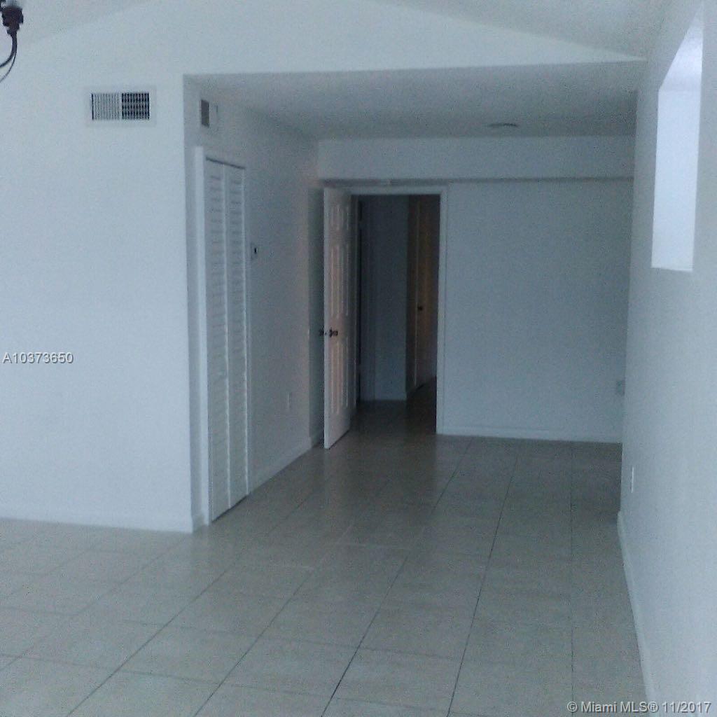 BISCAYNE BEACH CLUB CONDO - Residential Lease