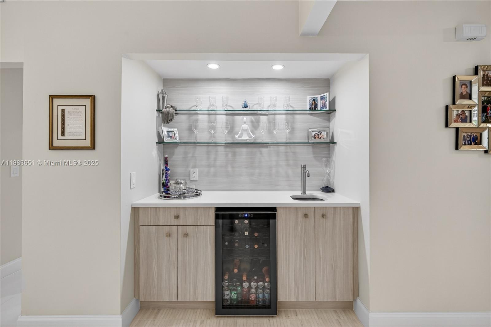 ¤GLADES OF BOCA LAGO CONDO - Residential