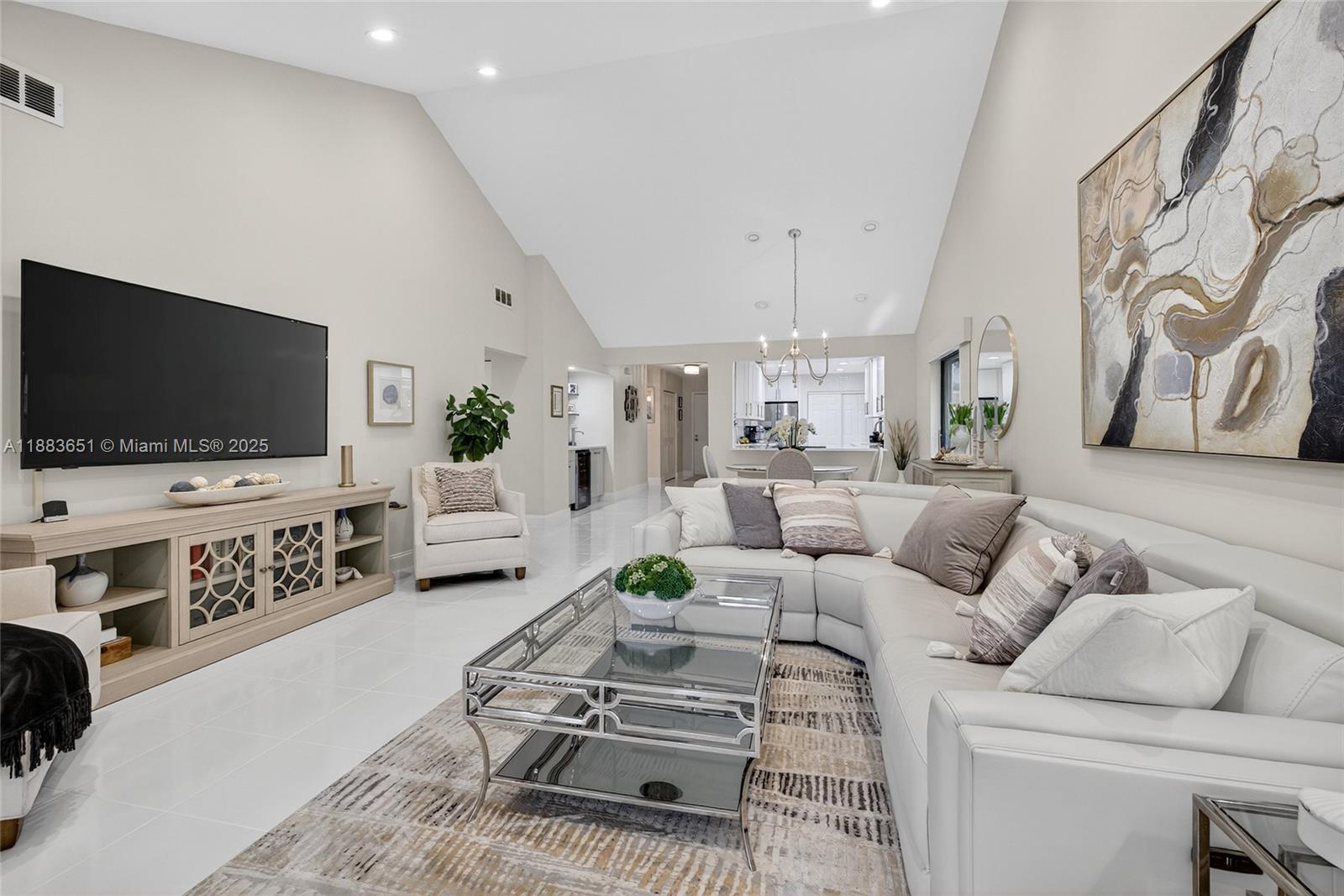 ¤GLADES OF BOCA LAGO CONDO - Residential