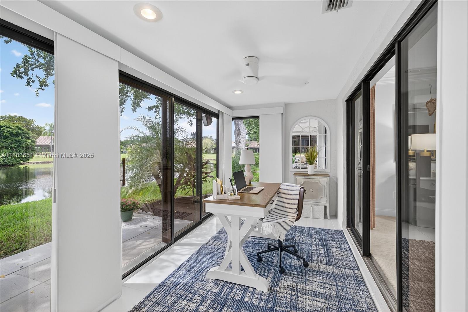 ¤GLADES OF BOCA LAGO CONDO - Residential