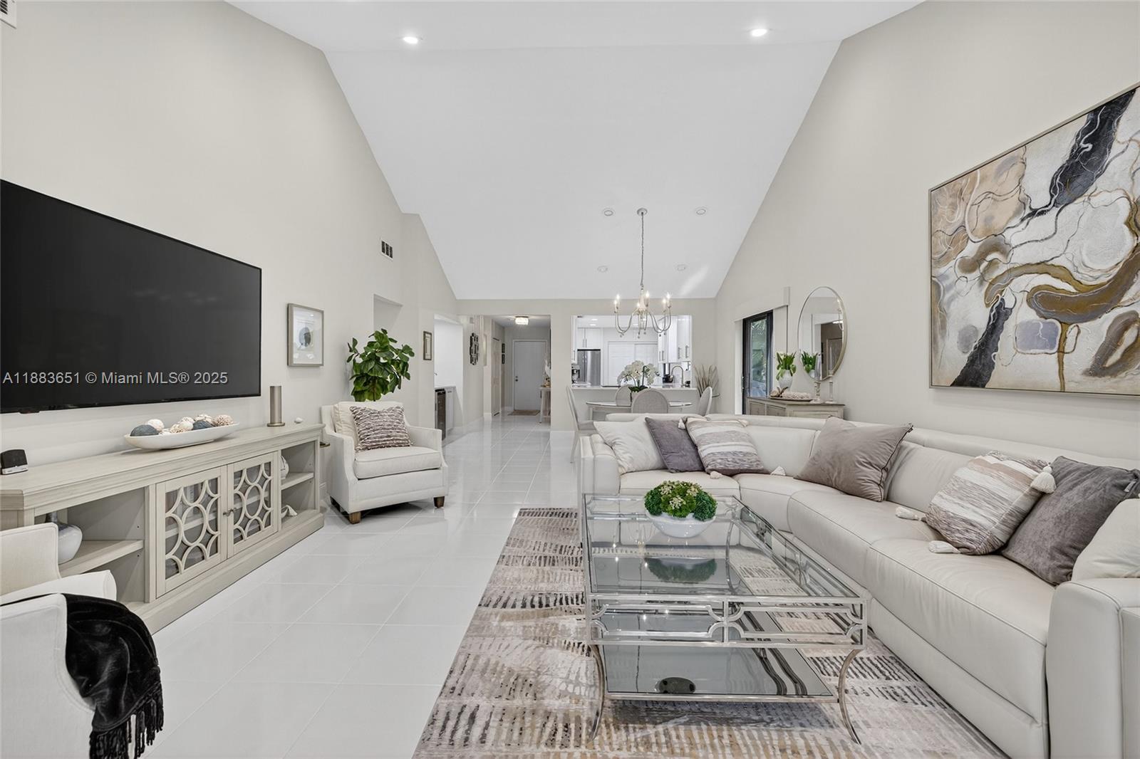 ¤GLADES OF BOCA LAGO CONDO - Residential