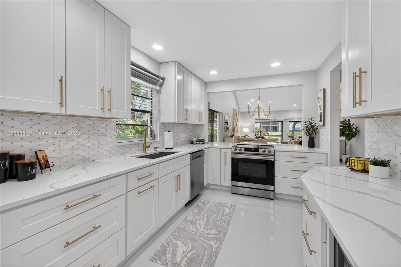 ¤GLADES OF BOCA LAGO CONDO - Residential