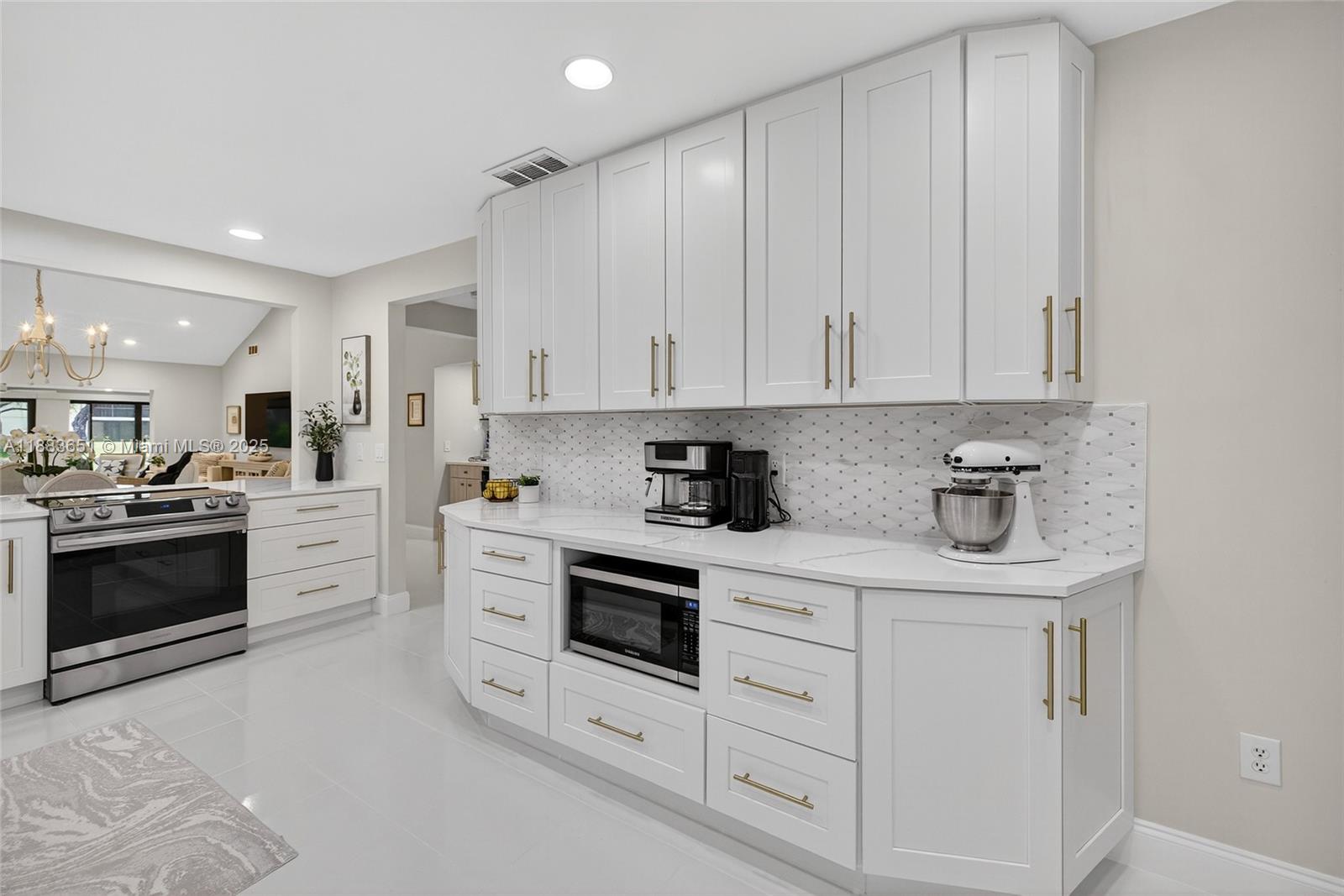¤GLADES OF BOCA LAGO CONDO - Residential