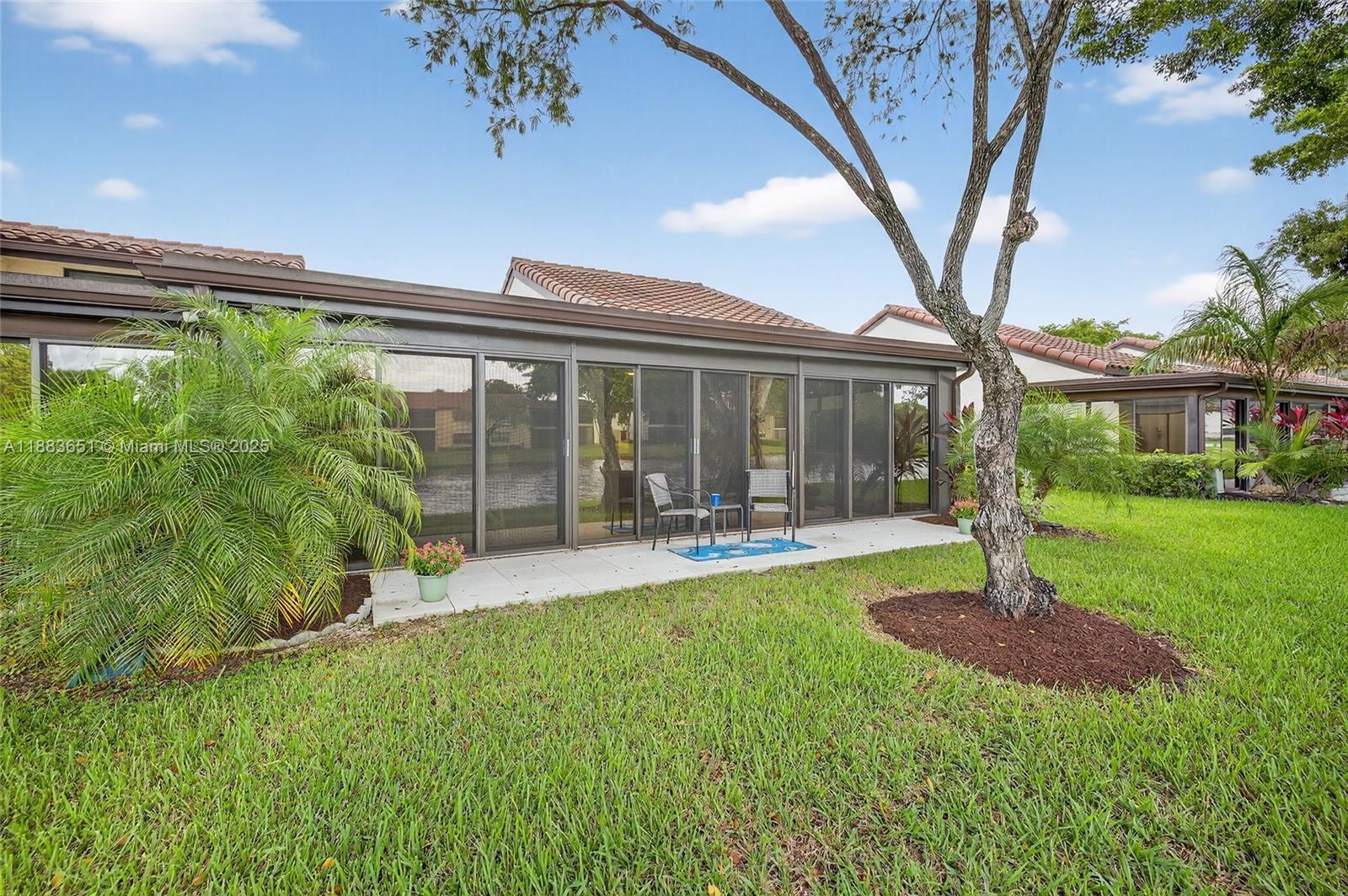 ¤GLADES OF BOCA LAGO CONDO - Residential