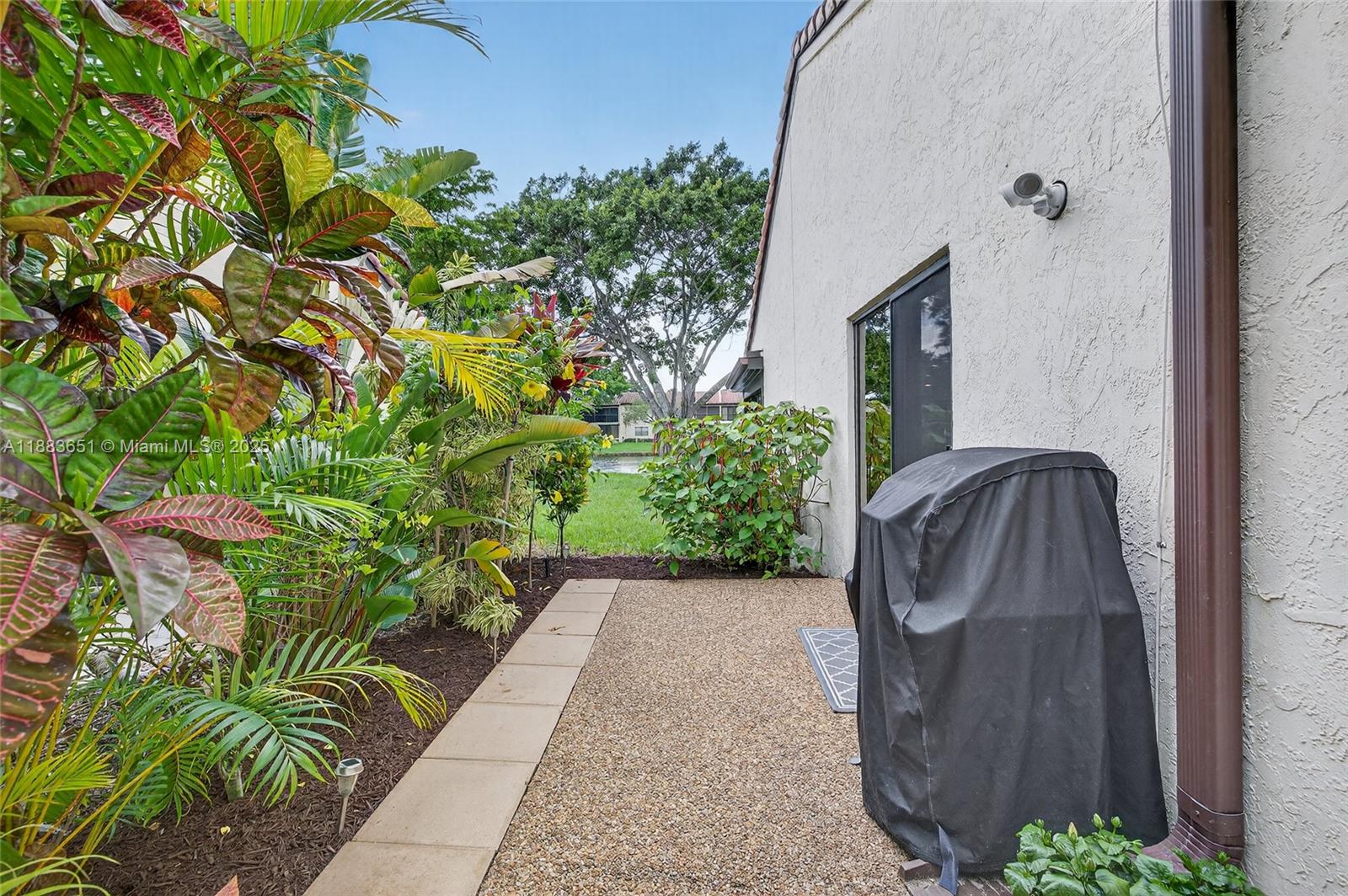 ¤GLADES OF BOCA LAGO CONDO - Residential