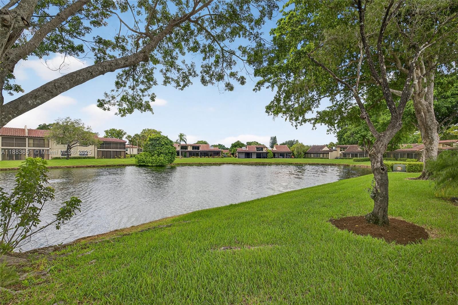 ¤GLADES OF BOCA LAGO CONDO - Residential