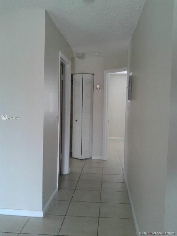 View photos, virtual tours, details... 1409 Lake Ave 5