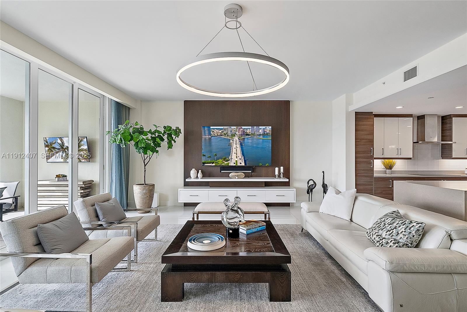 2700 Donald Ross Rd 306