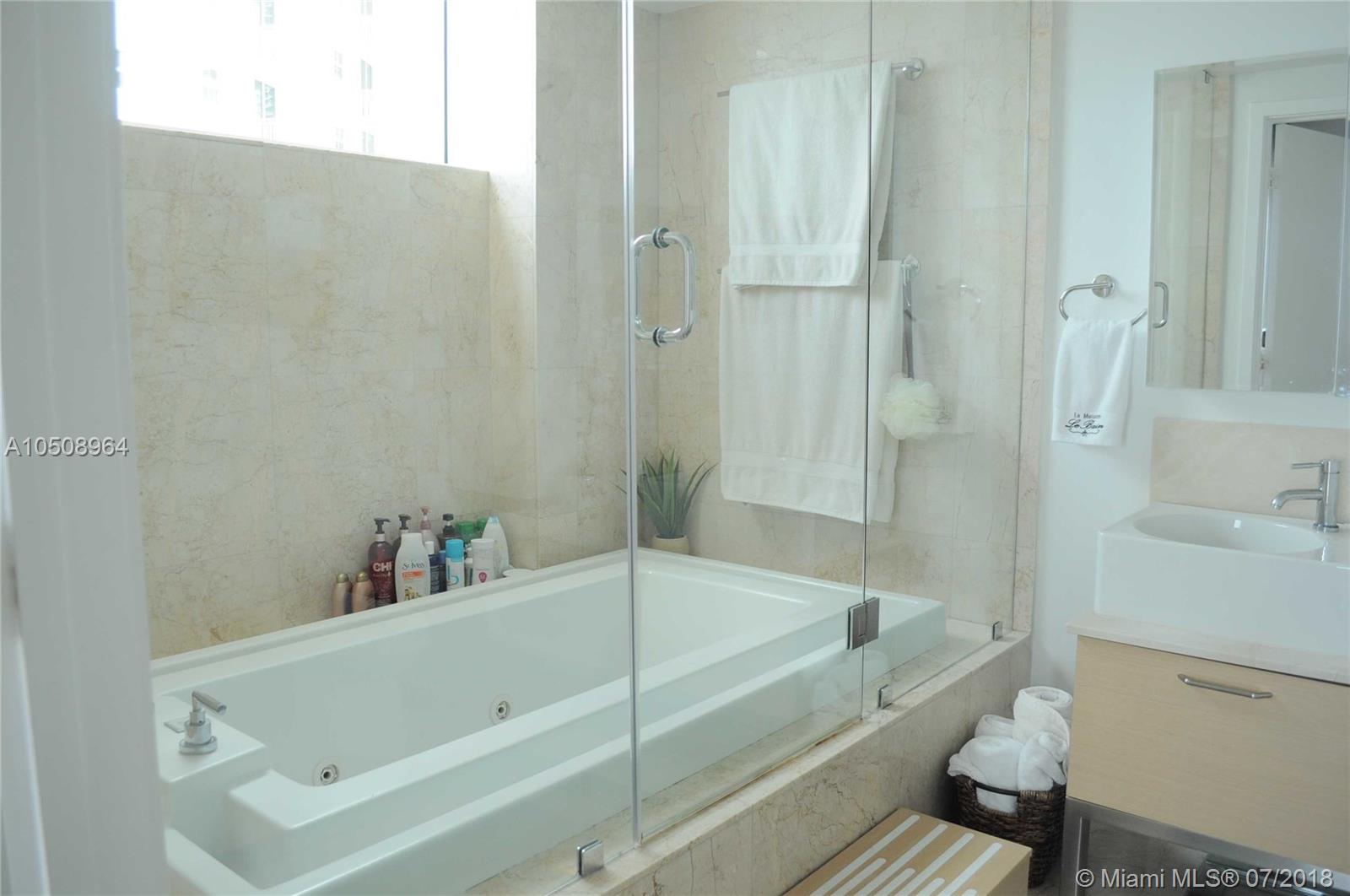 THE EMERALD AT BRICKELL - Residential Lease