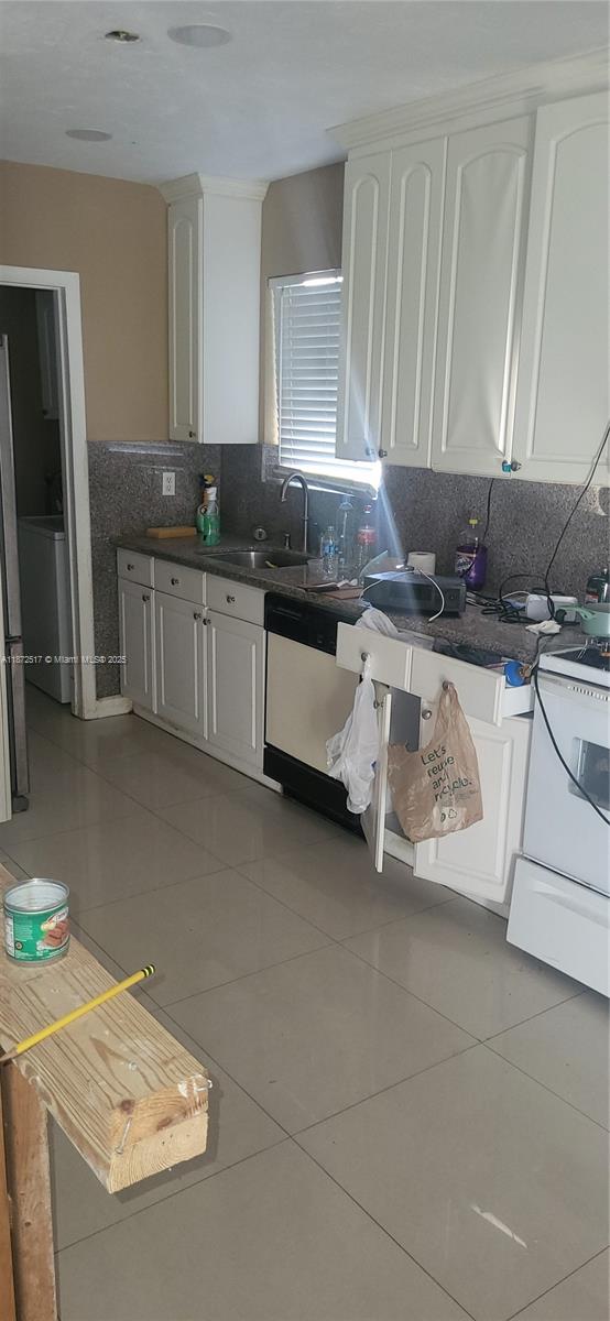 RO-LEN ACRES 2ND ADD - Residential