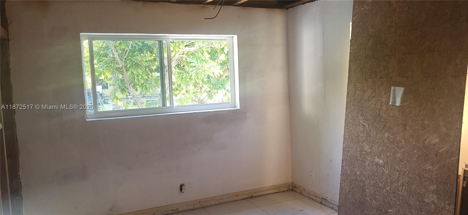 RO-LEN ACRES 2ND ADD - Residential