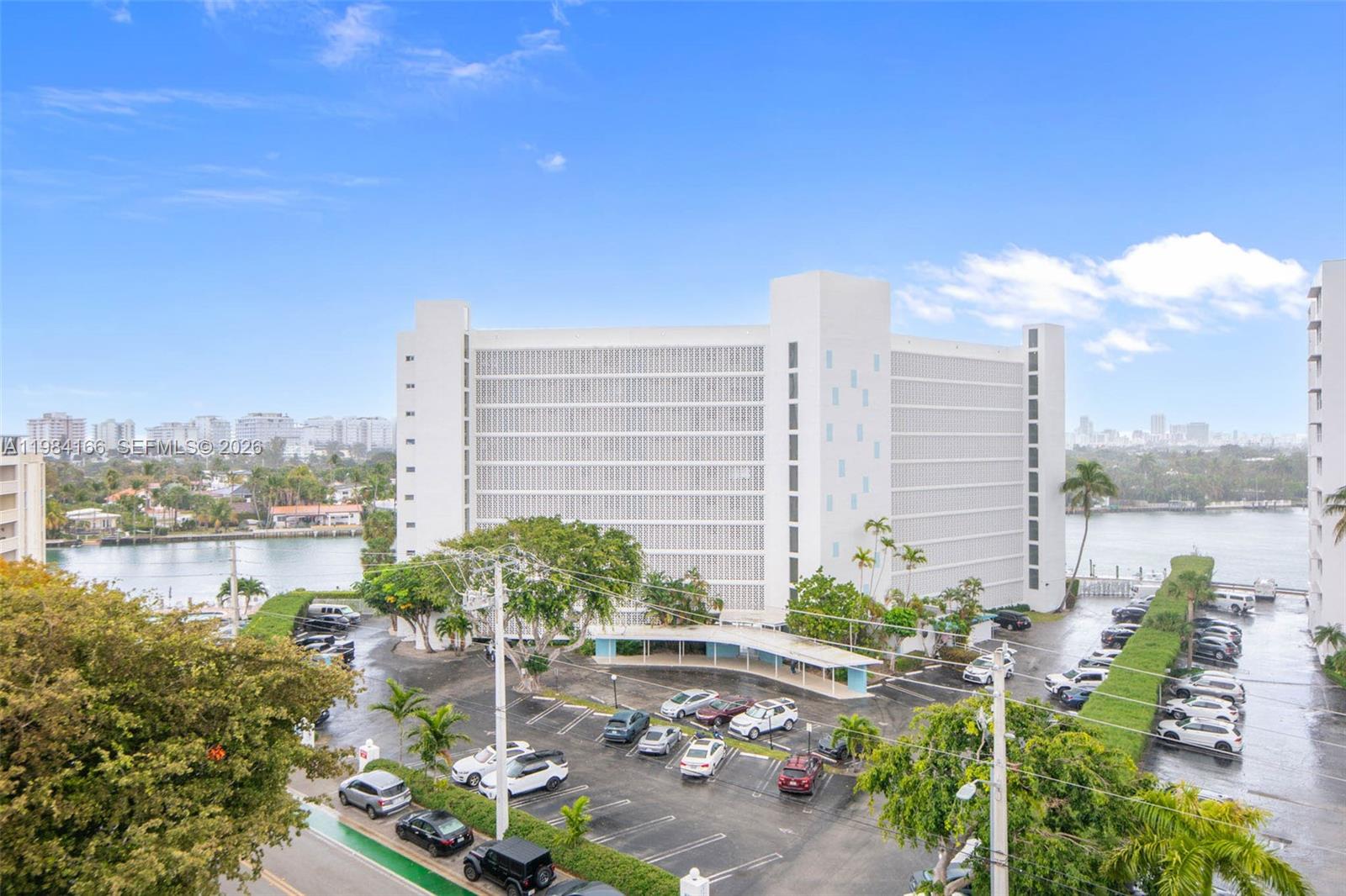 LONGWOOD TOWERS CONDO - Residential