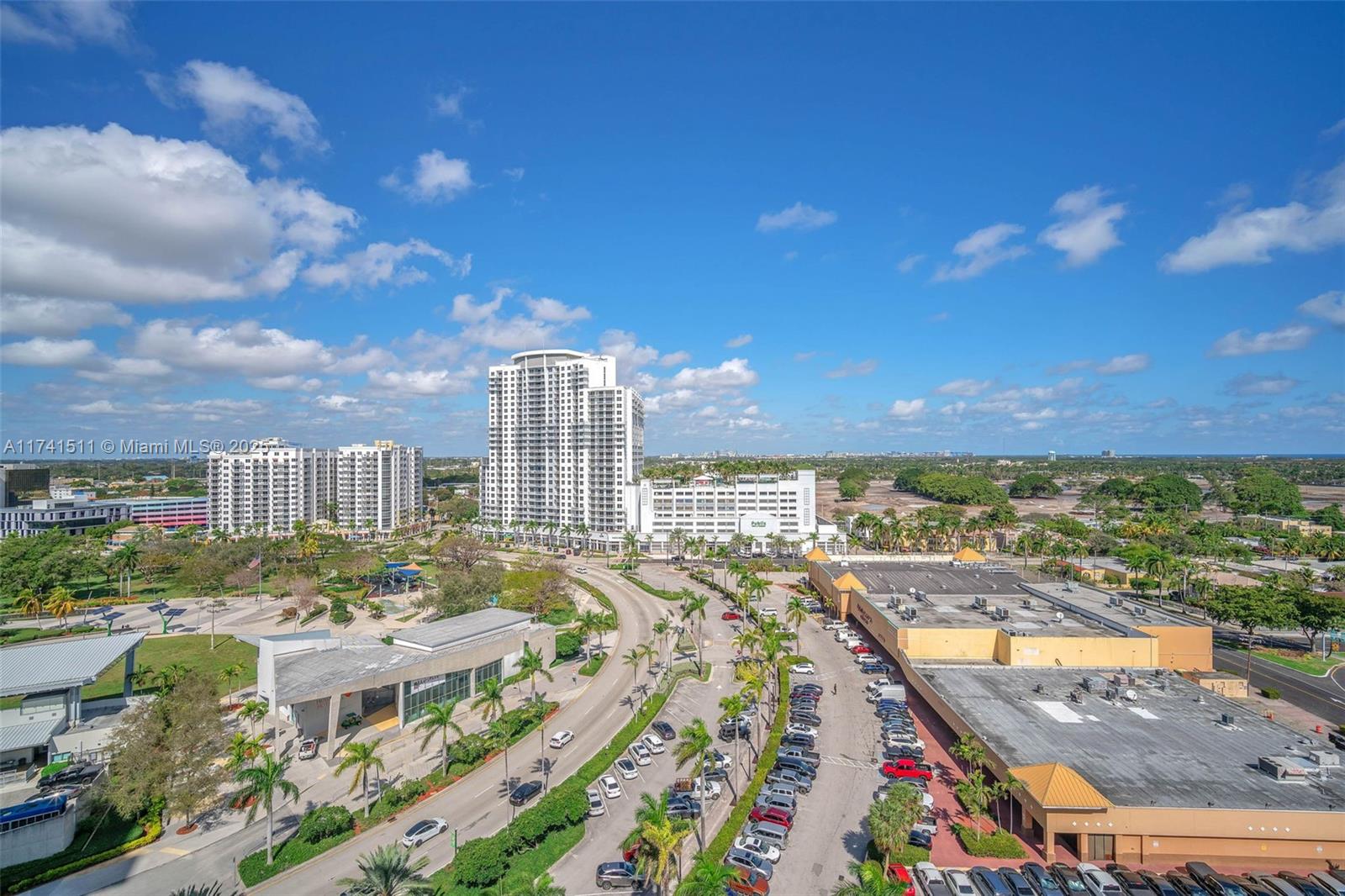 HOME TOWER CONDO - Residential