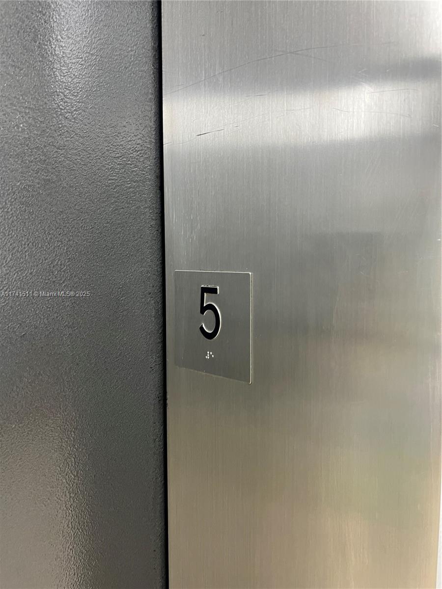 HOME TOWER CONDO - Residential