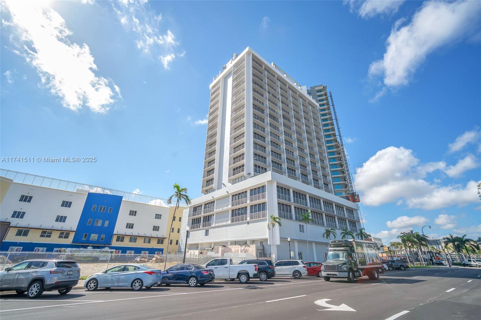 HOME TOWER CONDO - Residential