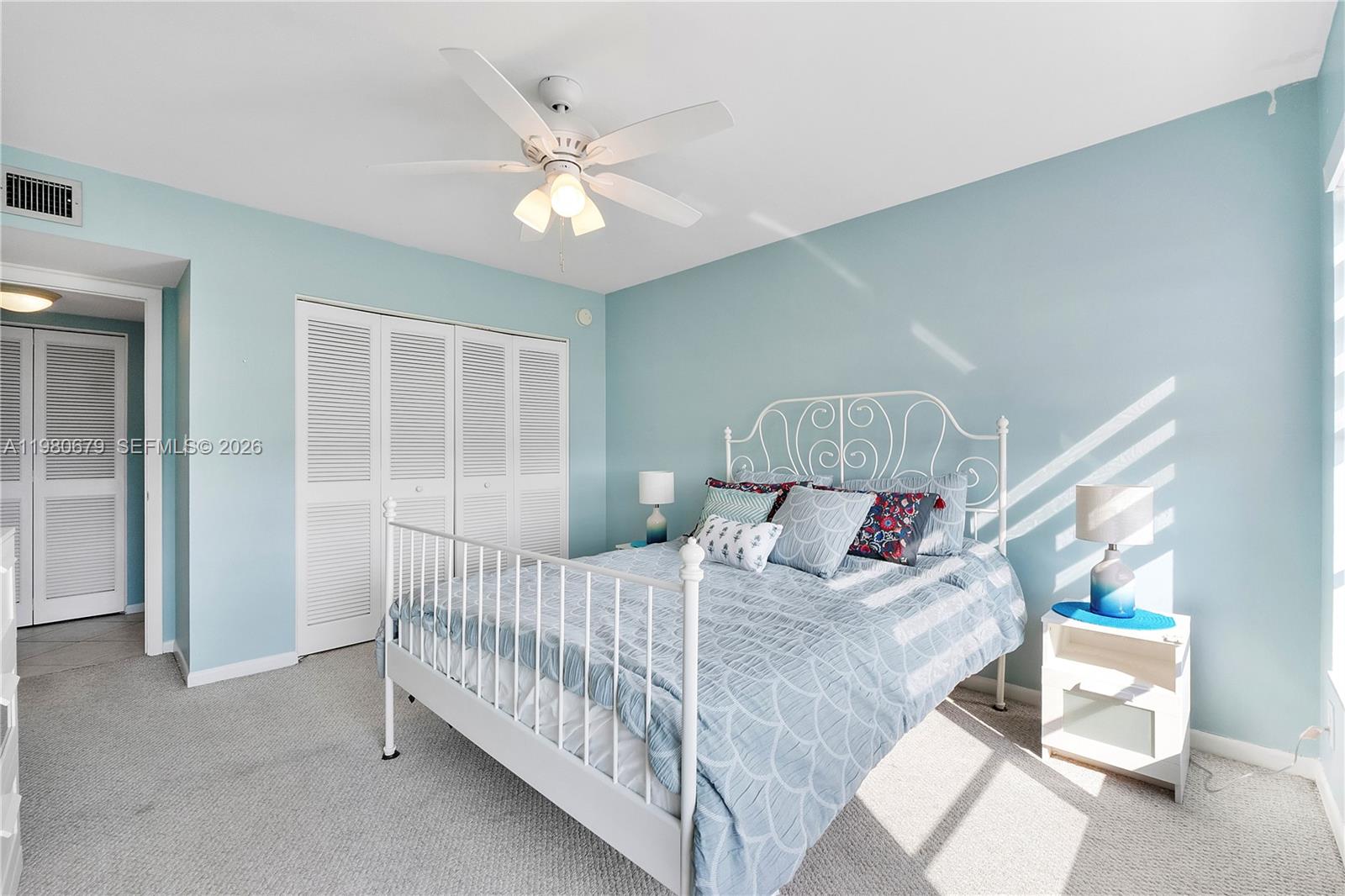 COUNTRY CLUB TOWER OF COR - Residential