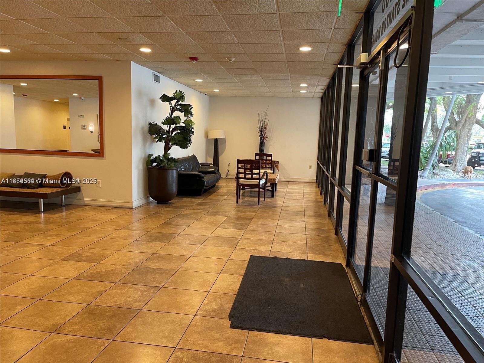STANTON HOUSE CONDO - Residential
