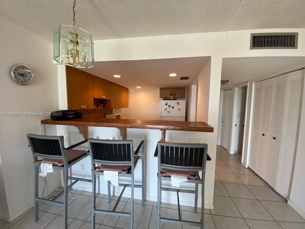 STANTON HOUSE CONDO - Residential