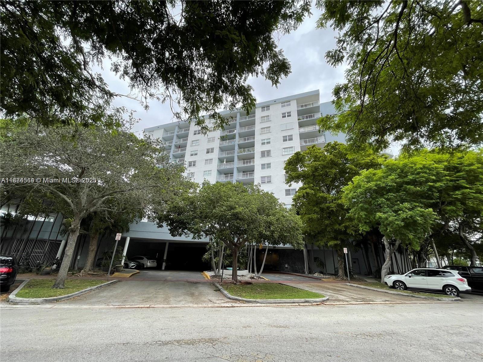 STANTON HOUSE CONDO - Residential