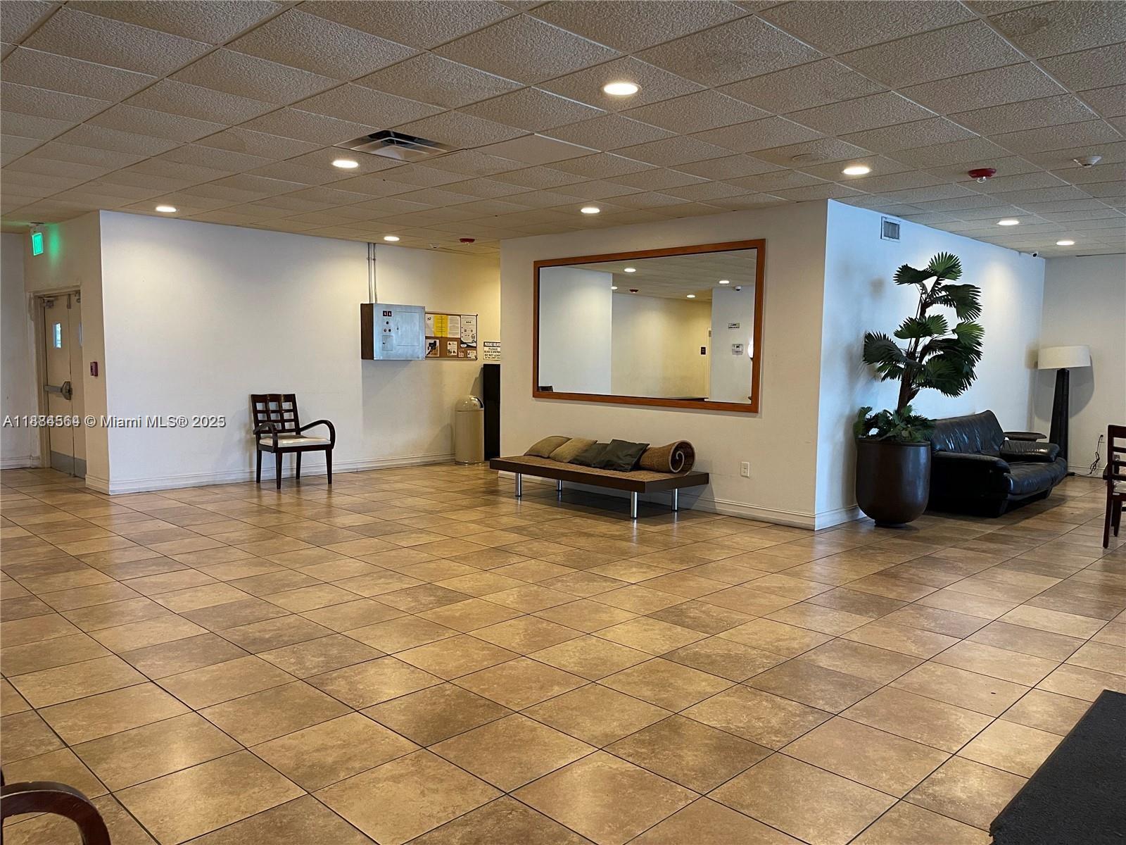 STANTON HOUSE CONDO - Residential