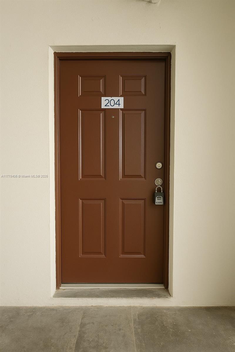 Property for Sale at 15221 Ne 6th Ave A204, Miami, Broward County, Florida - Bedrooms: 1 
Bathrooms: 1  - $150,000