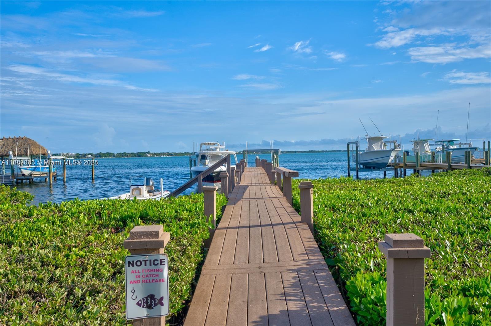 BUCCANEER PT (LARGO SOUND - Residential