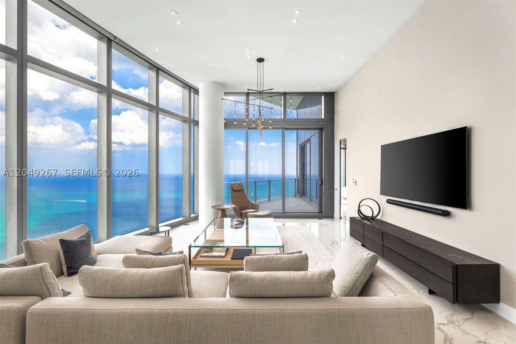 15701 Collins Ave 4701