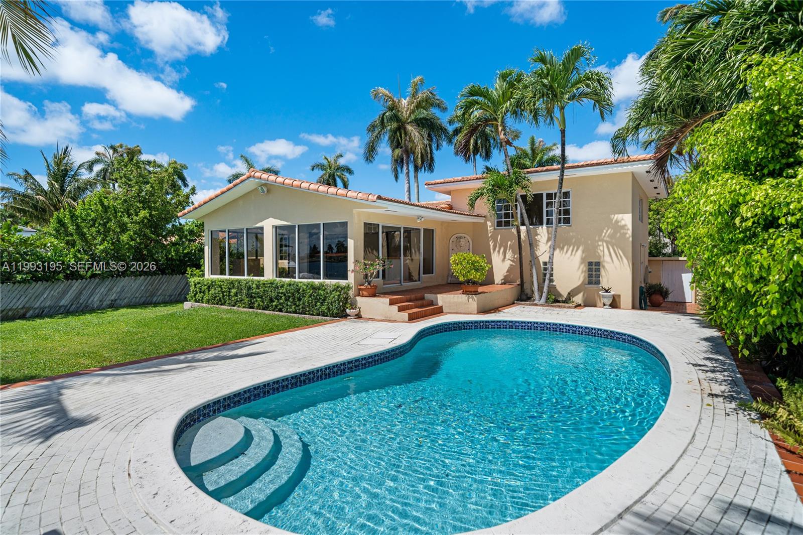 NORTH BAY ISLAND - Residential Lease