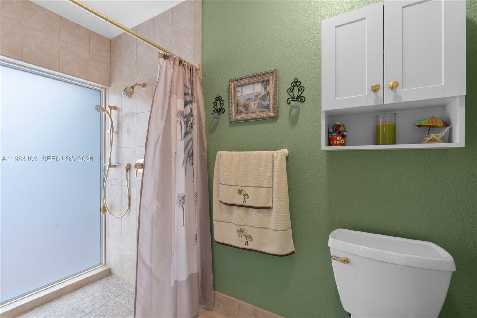 MAPLEWOOD - Residential