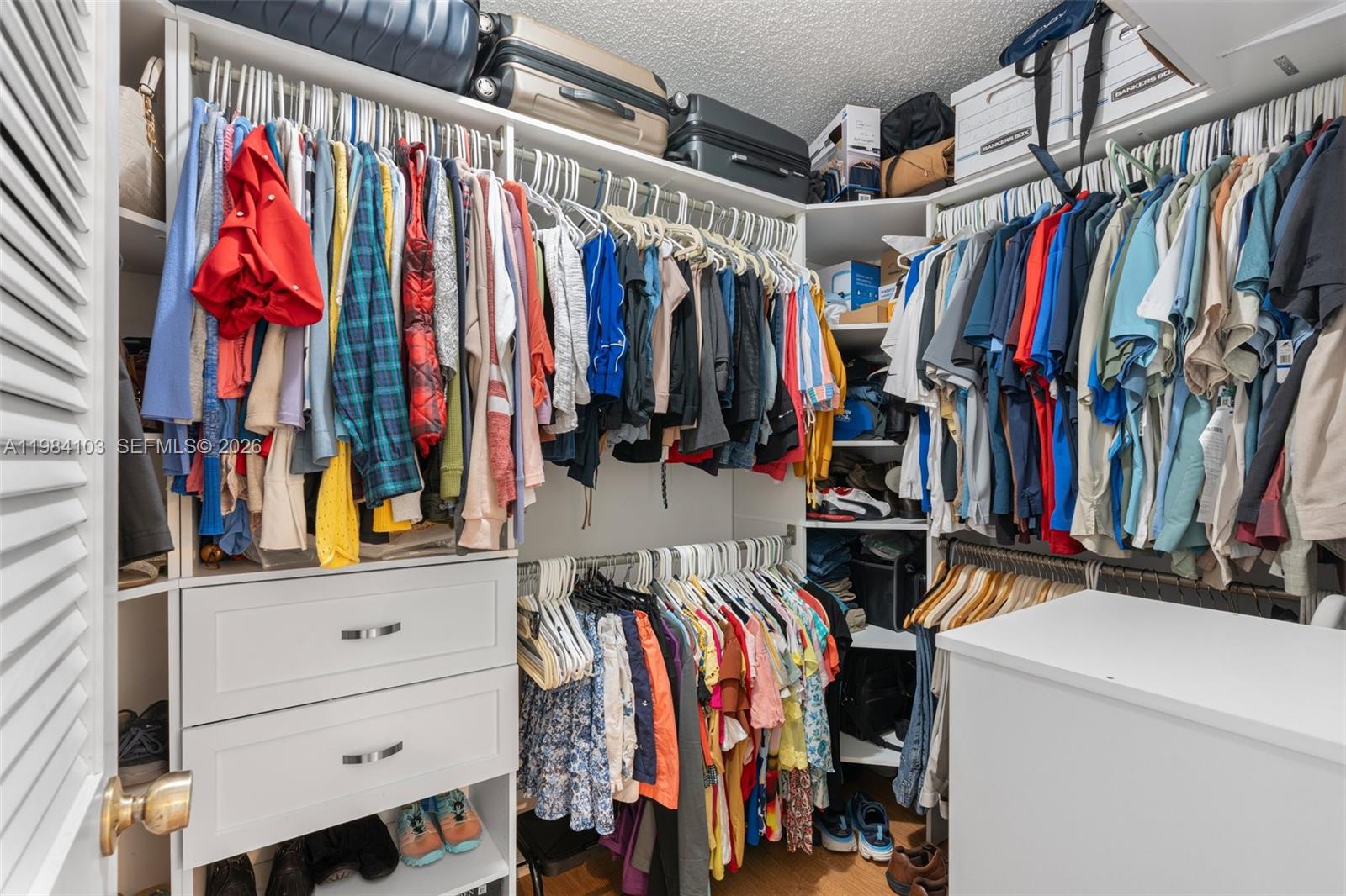 MAPLEWOOD - Residential