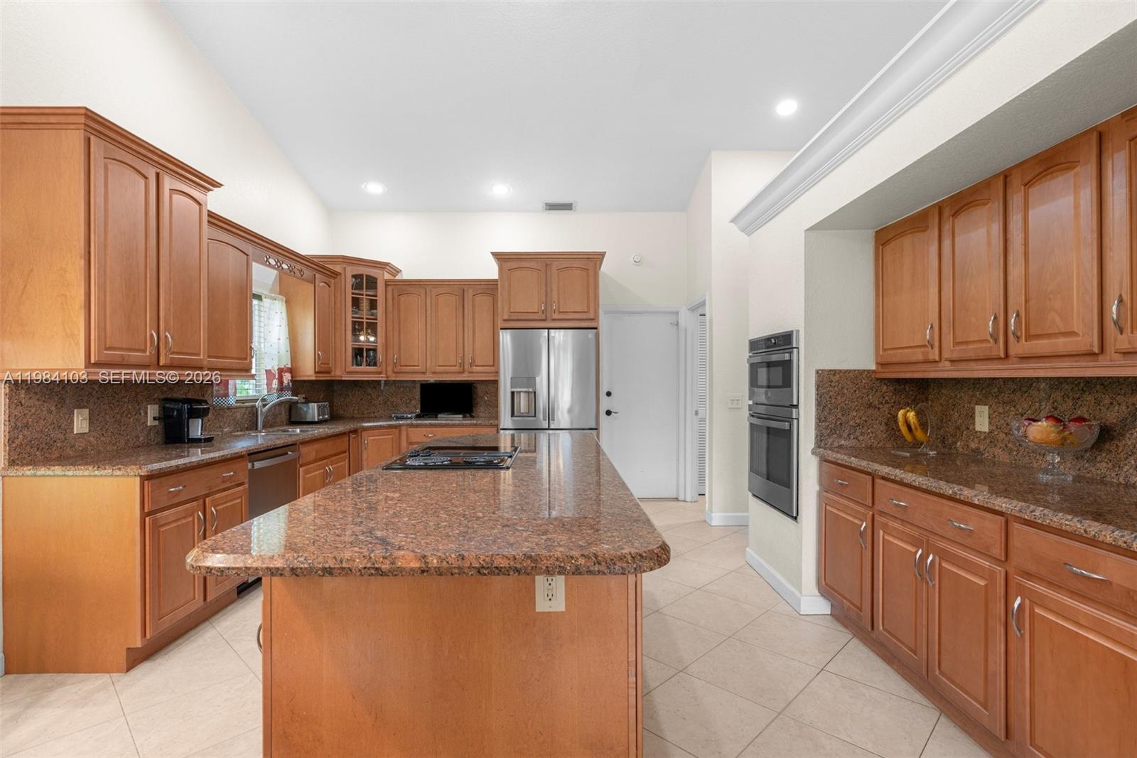 MAPLEWOOD - Residential