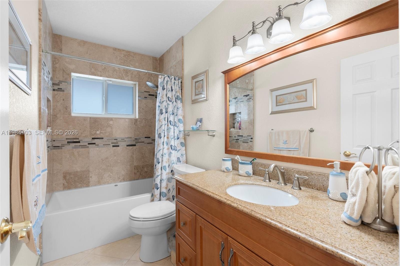 MAPLEWOOD - Residential