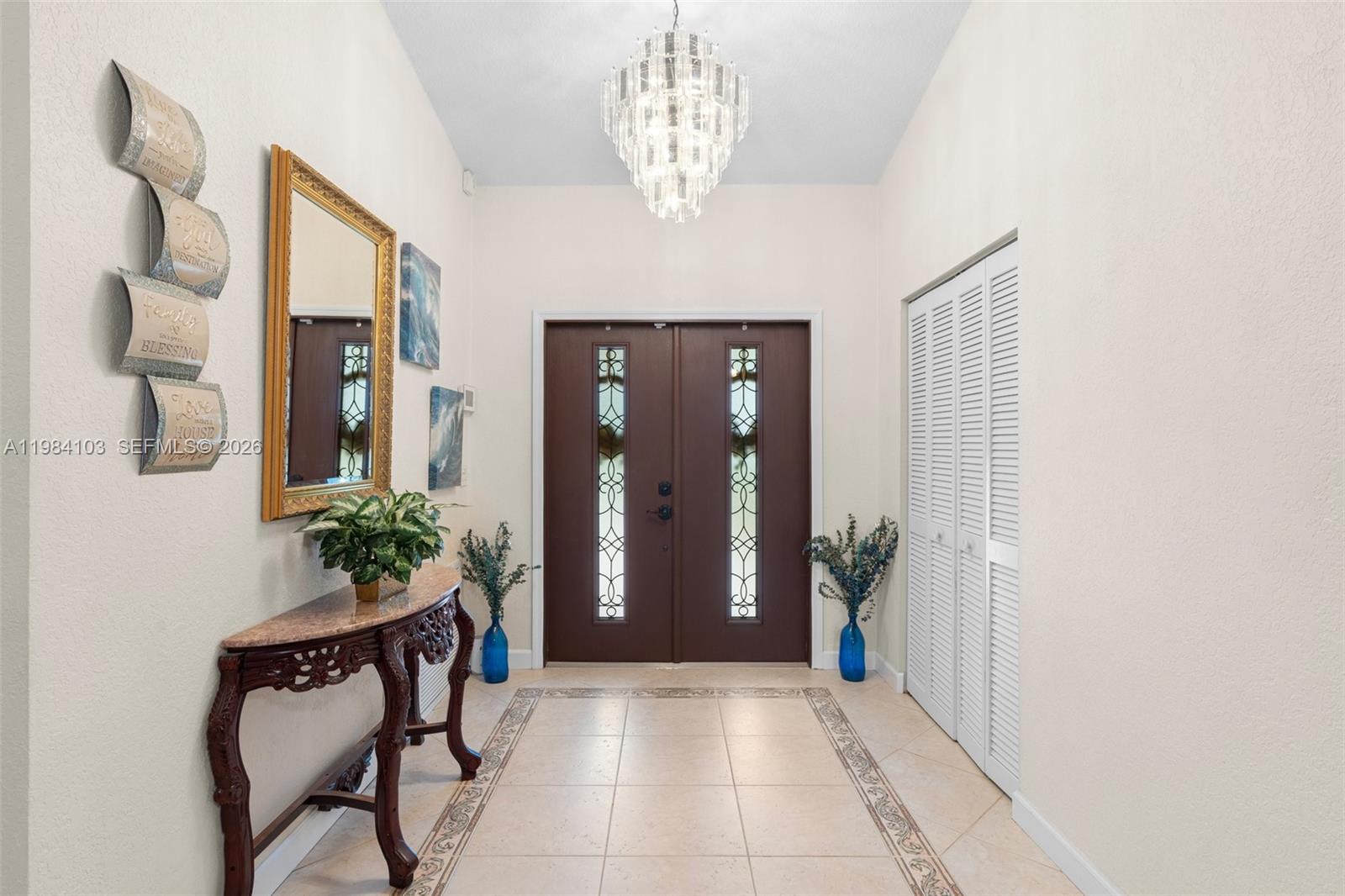 MAPLEWOOD - Residential